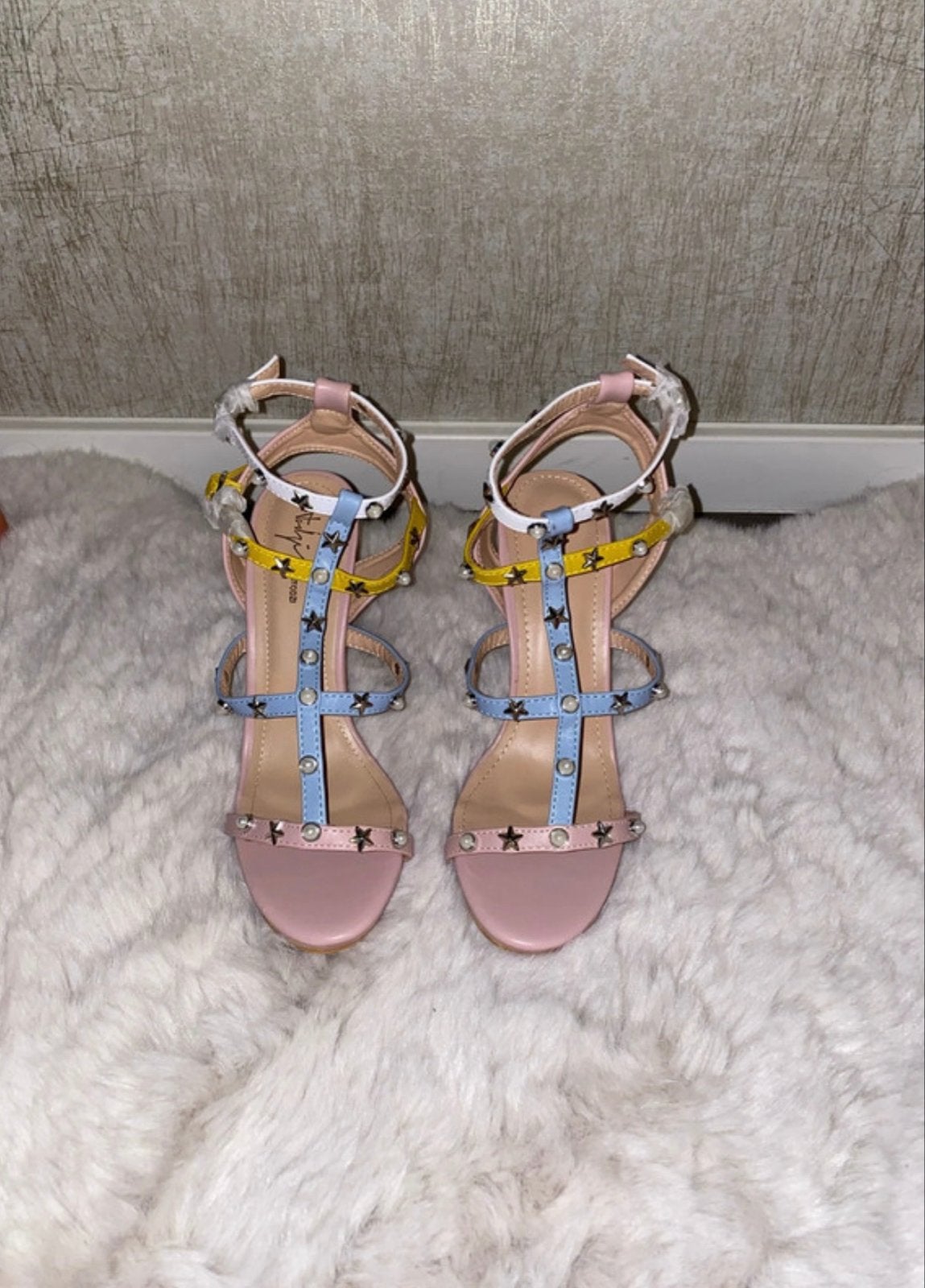 Sergio Todzi Sandalen met Hak - Maat 38, Kleding | Dames, Ophalen of Verzenden, Nieuw, Overige kleuren, Sandalen of Muiltjes