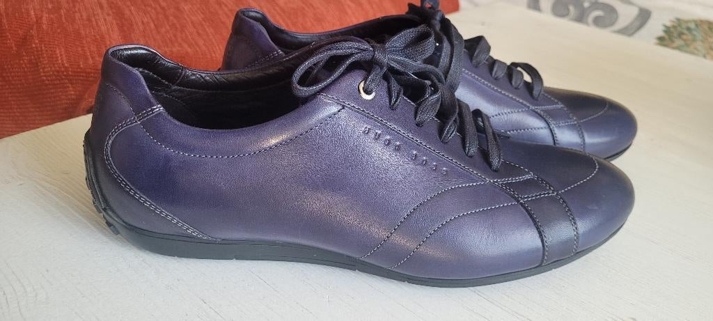Hugo Boss mt 43  zgan donker paars 100e, Overige kleuren, Ophalen of Verzenden, Zo goed als nieuw, Hugo Boss