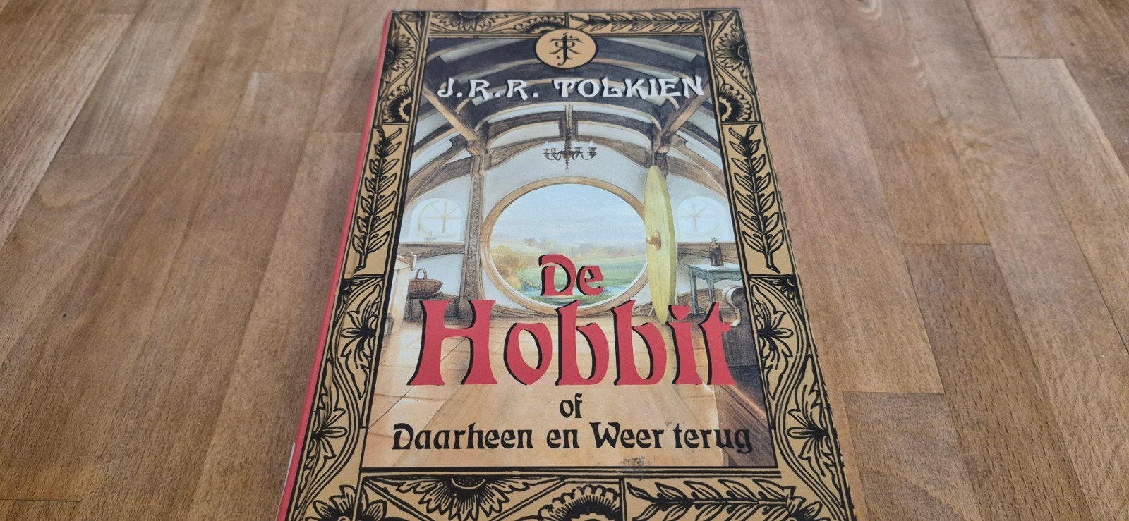 De Hobbit - J.R.R. Tolkien - Zo goed als nieuw, Boeken, Ophalen of Verzenden, Zo goed als nieuw, J.R.R. Tolkien, Nederland