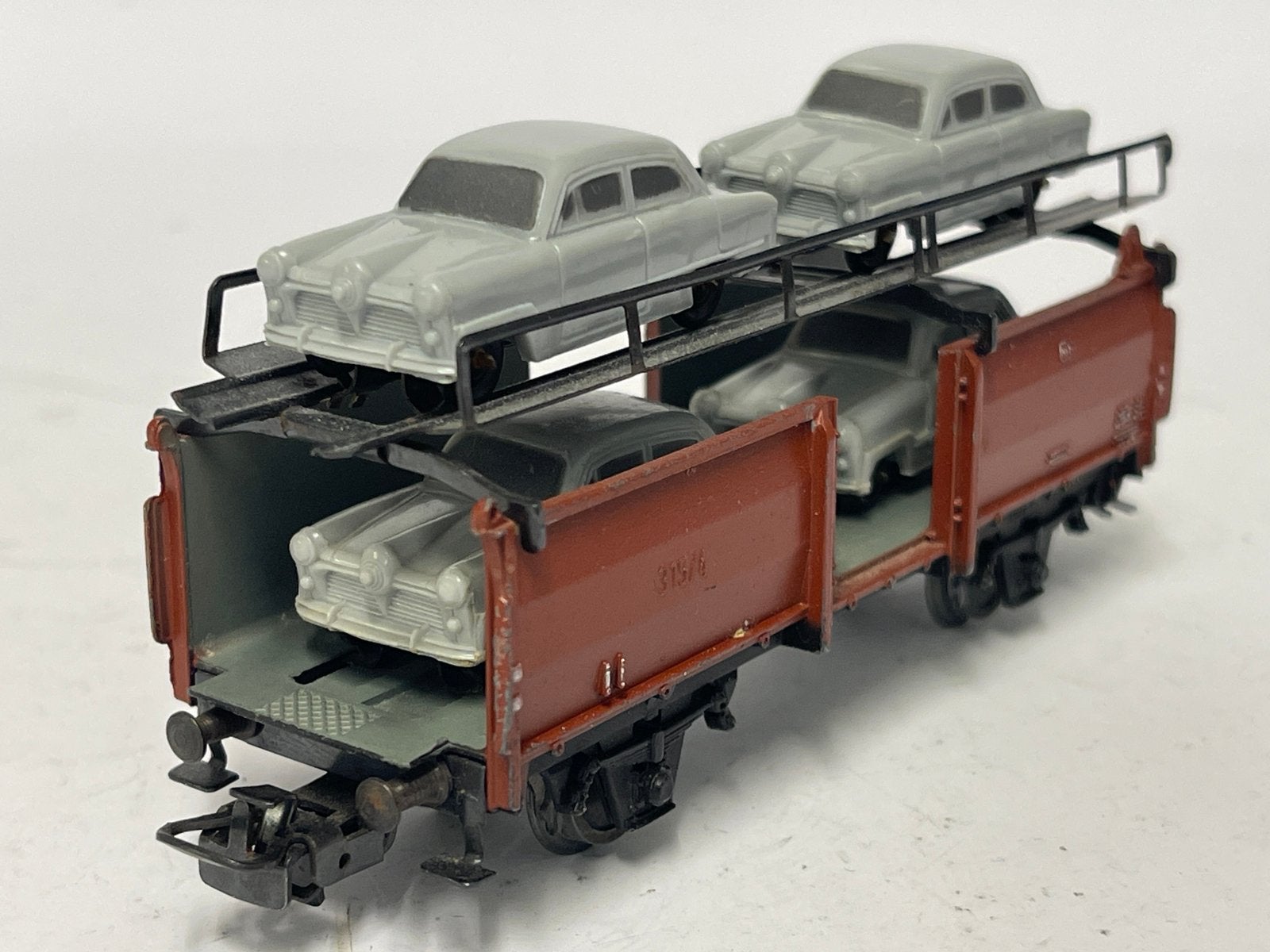 * NIEUWSTAAT * Märklin 4613 * AUTOTRANSPORTER 4 AUTO'S * 2 *, Wisselstroom, Wagon, Ophalen of Verzenden, Zo goed als nieuw