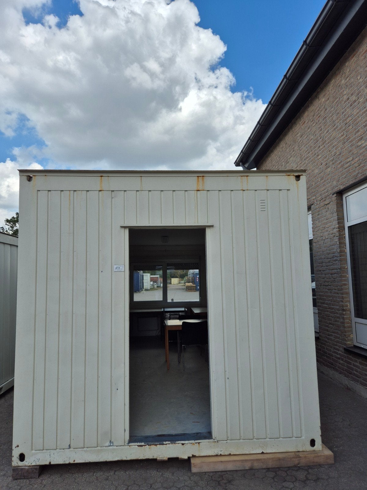 Kantoorunit / Directiekeet met keukenblok en ramen, Ophalen, Gebruikt