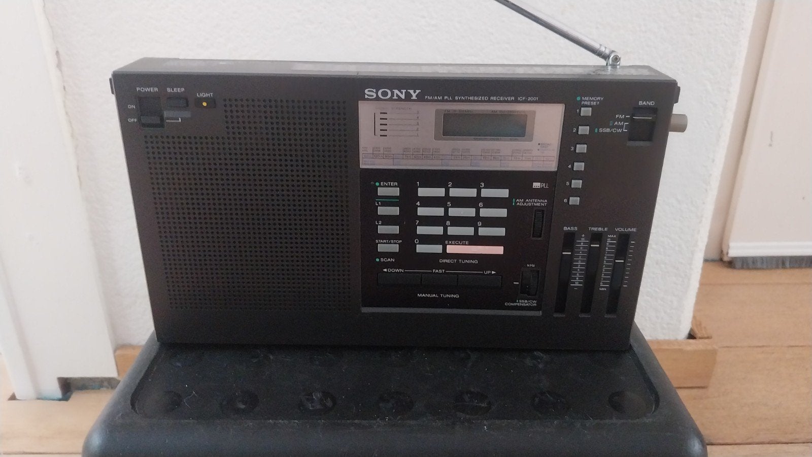 Sony ICF-2001 FM/AM PLL Synthesized Receiver Wereldontvanger, Ophalen of Verzenden, Gebruikt, Wereldontvanger