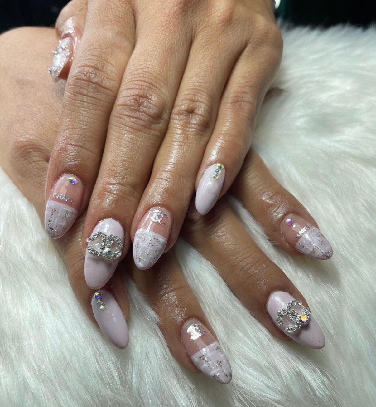 - Nagels & Wimper Styliste  -, Ophalen of Verzenden, Nieuw, Overige typen