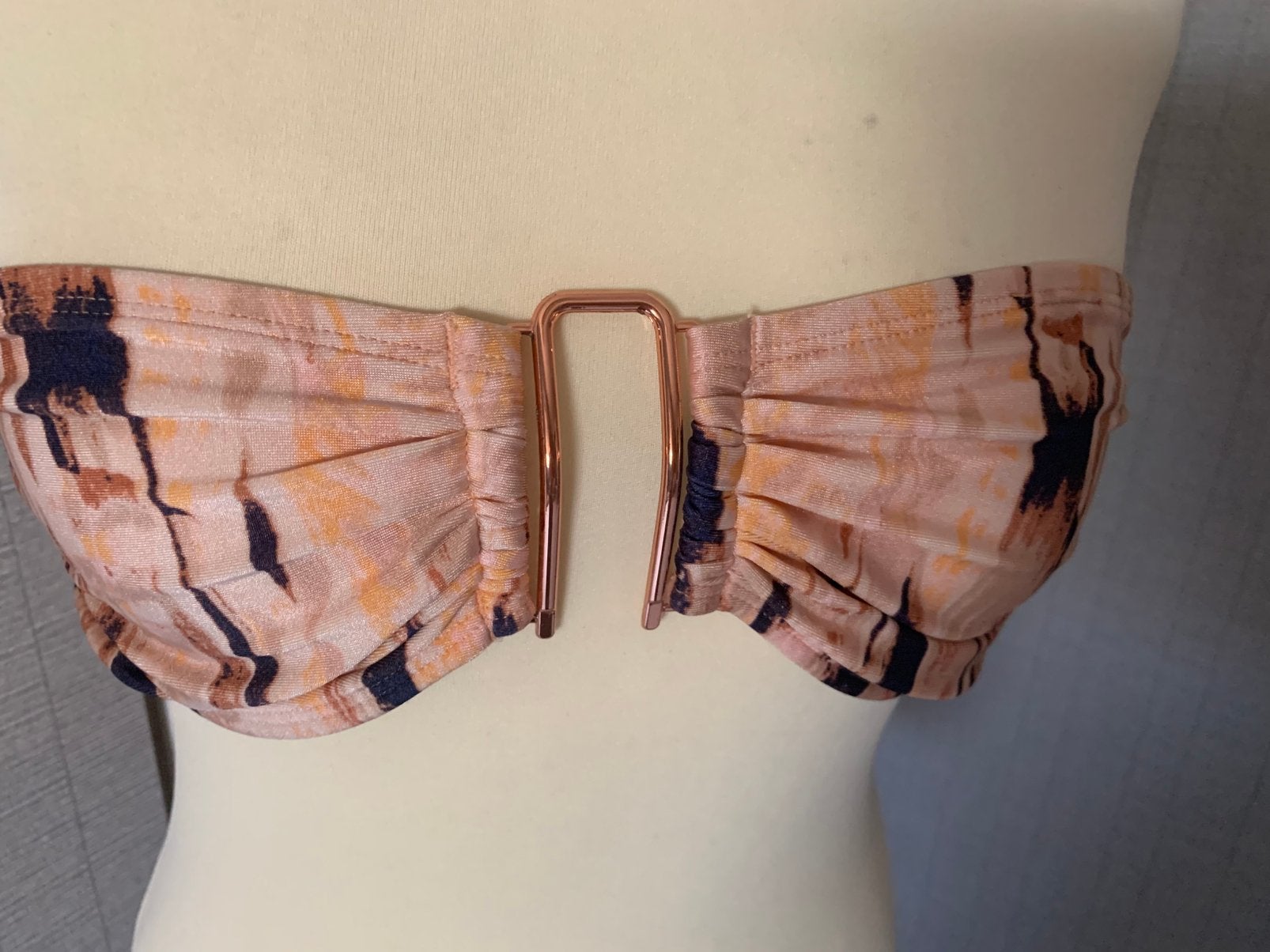 Bikini hesjes maat S/M voor 2 euro per stuk, Ophalen of Verzenden, Zo goed als nieuw, Rood, Bikini