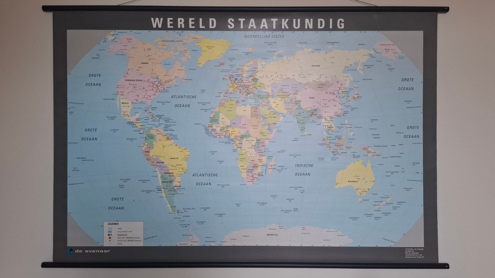 Wereldkaart | schoolplaat 200 x 130 cm, Ophalen, Zo goed als nieuw, 2000 tot heden, Landkaart