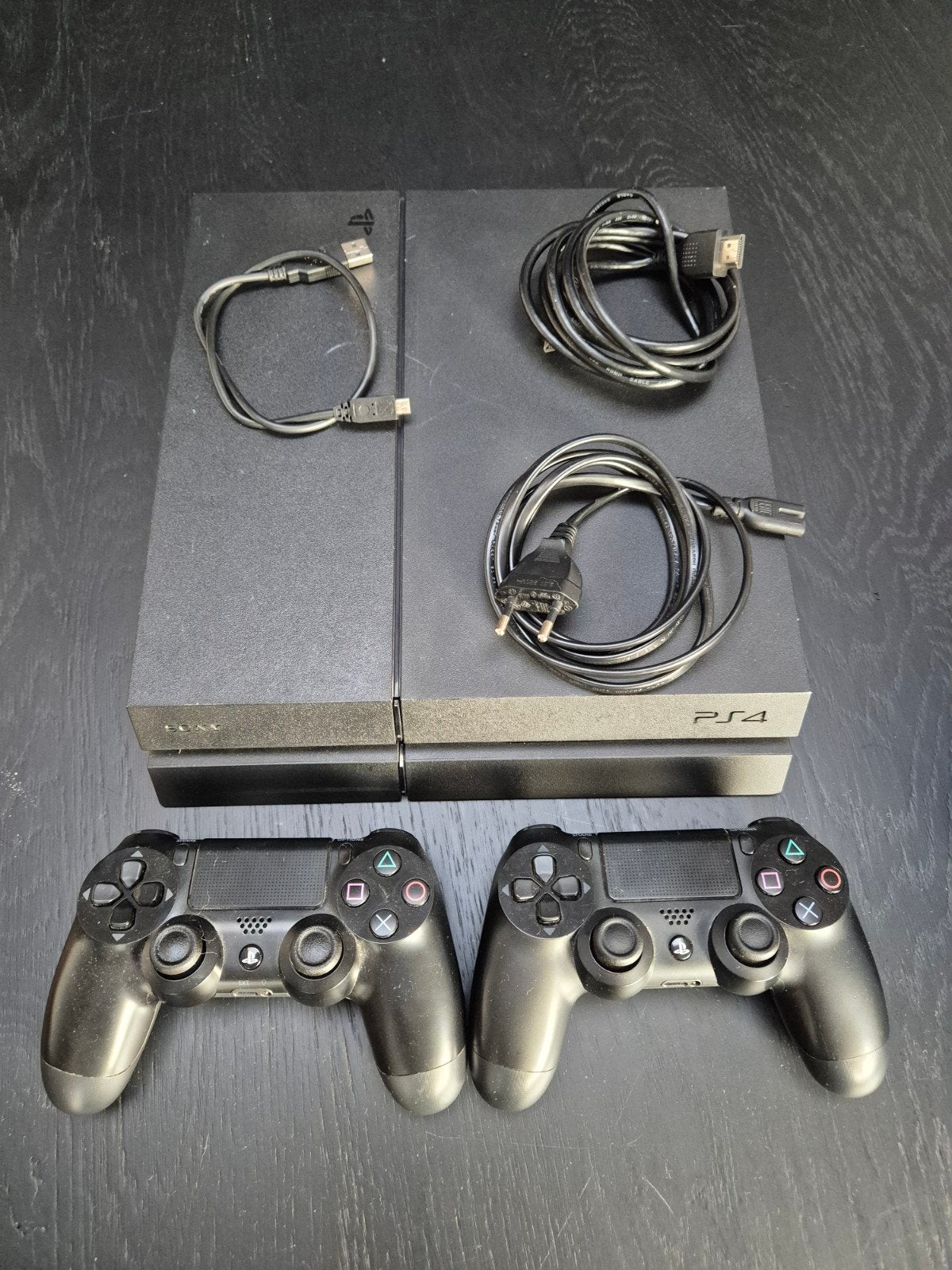 PS4 met 9 spellen en 2 controllers, Ophalen of Verzenden, Gebruikt, Met 2 controllers, Met games