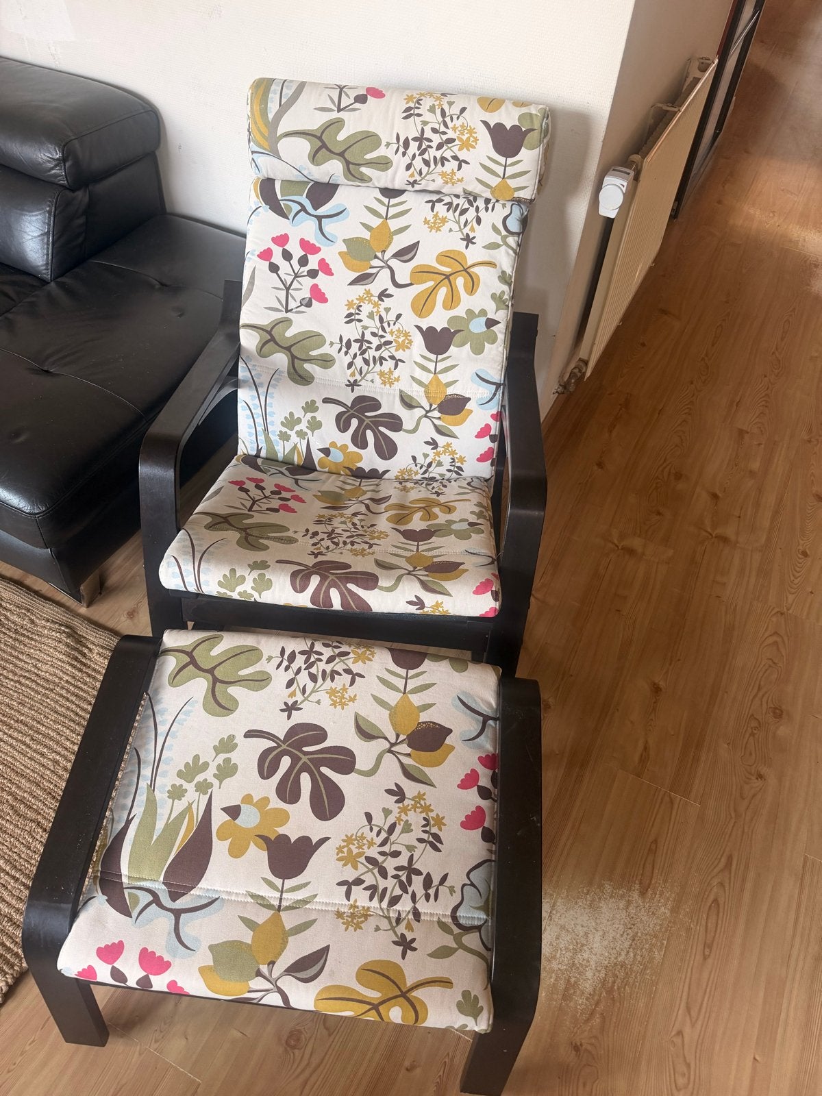 IKEA Poäng schommelstoel met voetenbankje, Ophalen, Gebruikt, Bruin, Eén