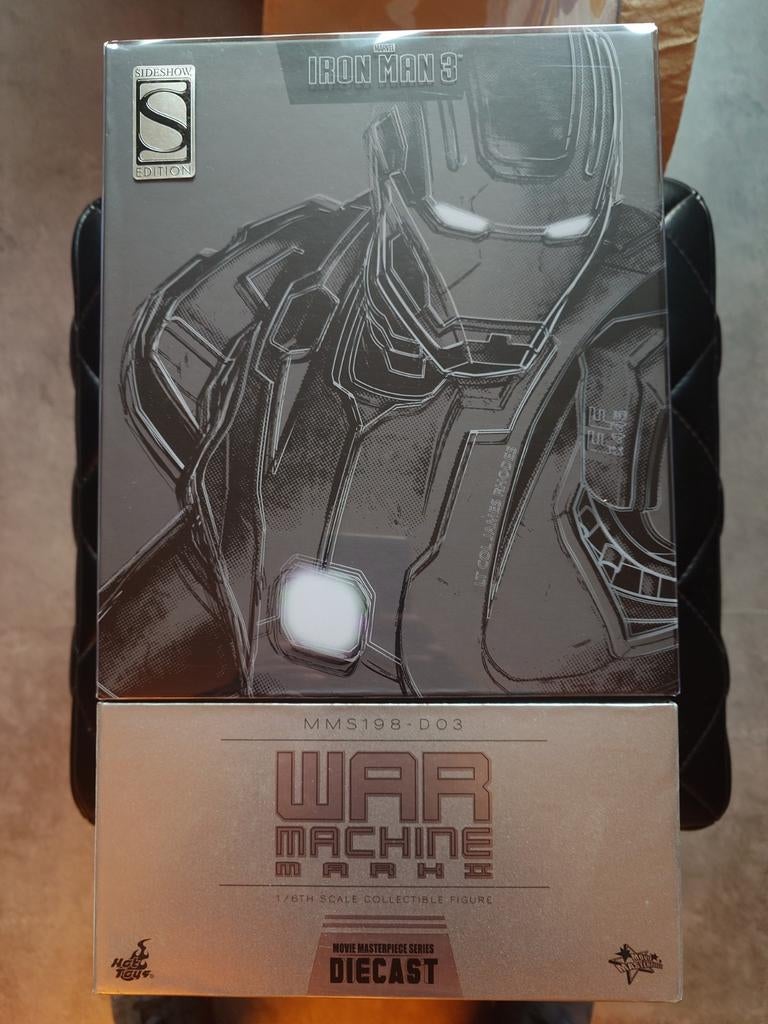 Hot Toys MMS198 1/6th Die-cast Warmachine Sideshow Edition, Ophalen of Verzenden, Zo goed als nieuw