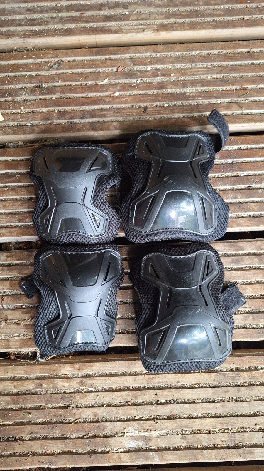 Beschermset voor inline skaten  Knie- en elleboogbeschermers, Gebruikt, Kinderen, Bescherming, Ophalen