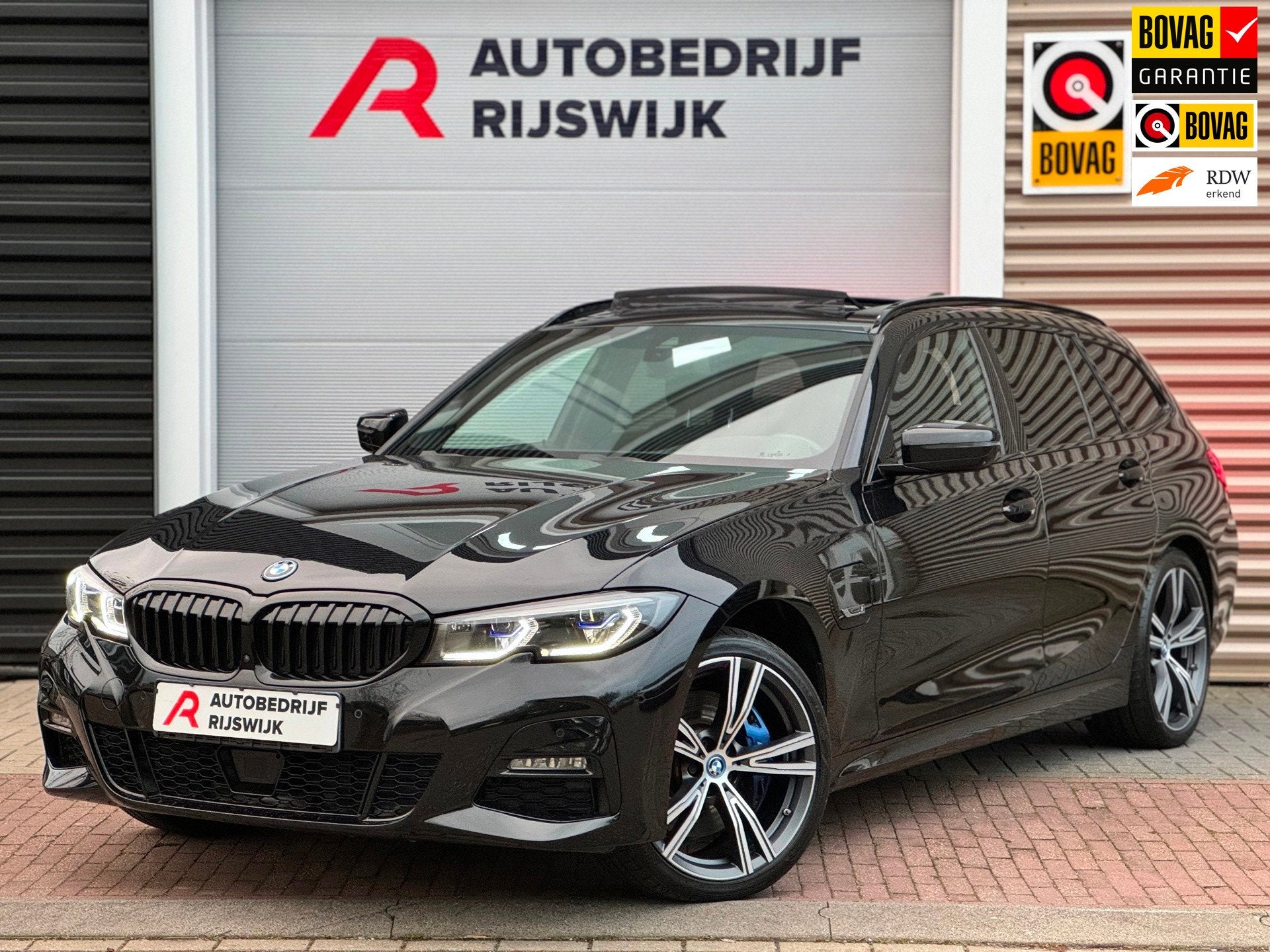 BMW 3-serie Touring 330e xDrive Business Edition Plus Carbon, Auto's, BMW, Bedrijf, Te koop, 3-Serie, 360° camera, 4x4, ABS, Achteruitrijcamera
