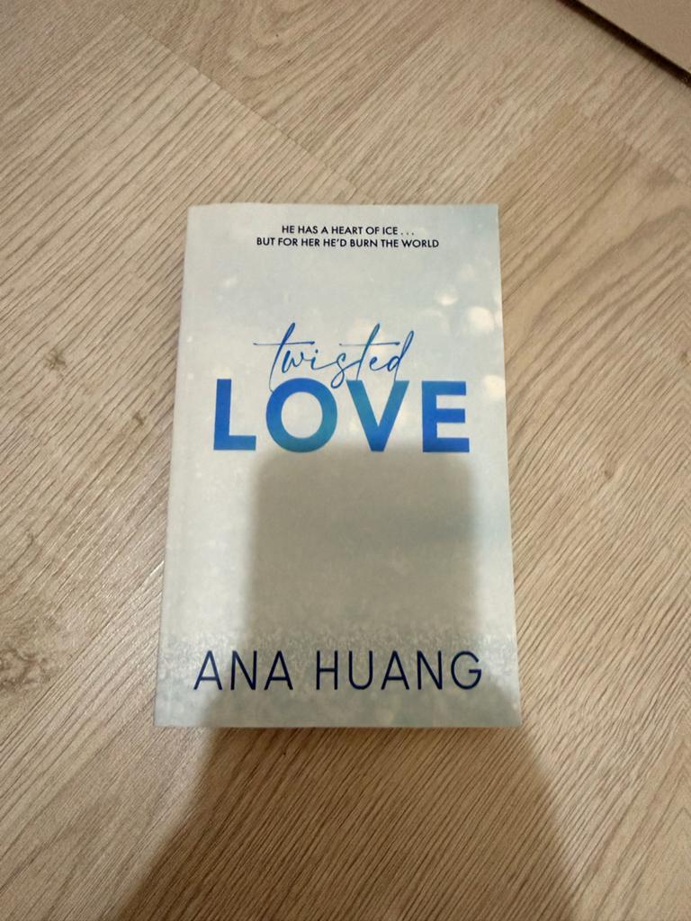 Twisted Love - Ana Huang (Engels), Ophalen of Verzenden, Nieuw, Overige uitgevers, Engels