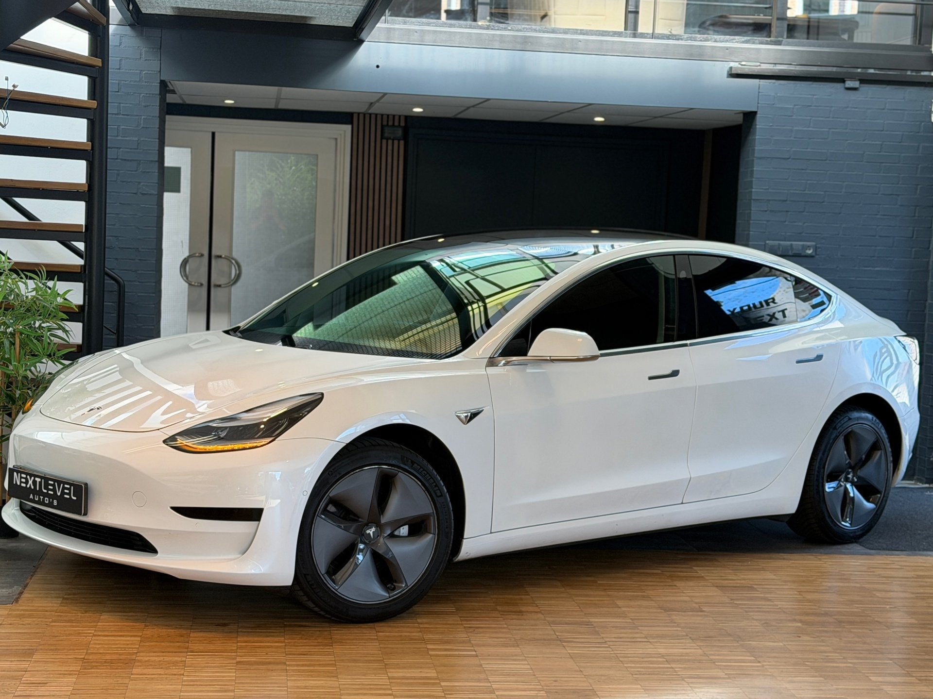 Tesla Model 3 Standard RWD Plus 60 kWh, Auto's, Tesla, Automaat, 238 pk, Achterwielaandrijving, Gebruikt