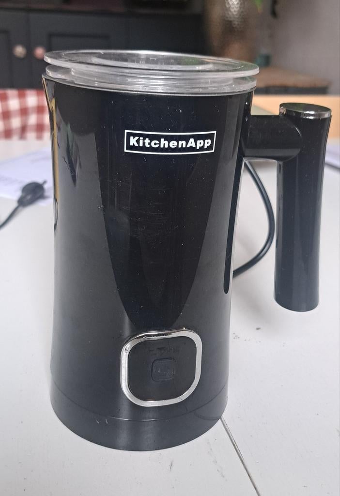 KitchenApp Elektrische Melkopschuimer Zwart, Witgoed en Apparatuur, Melkopschuimers, Gebruikt, Elektrische melkopschuimer, Ophalen of Verzenden