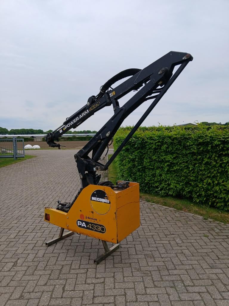 Mcconnel  pa 4330 maaiarm armklepelmaaier, Ophalen, Zaaien, Planten of Poten