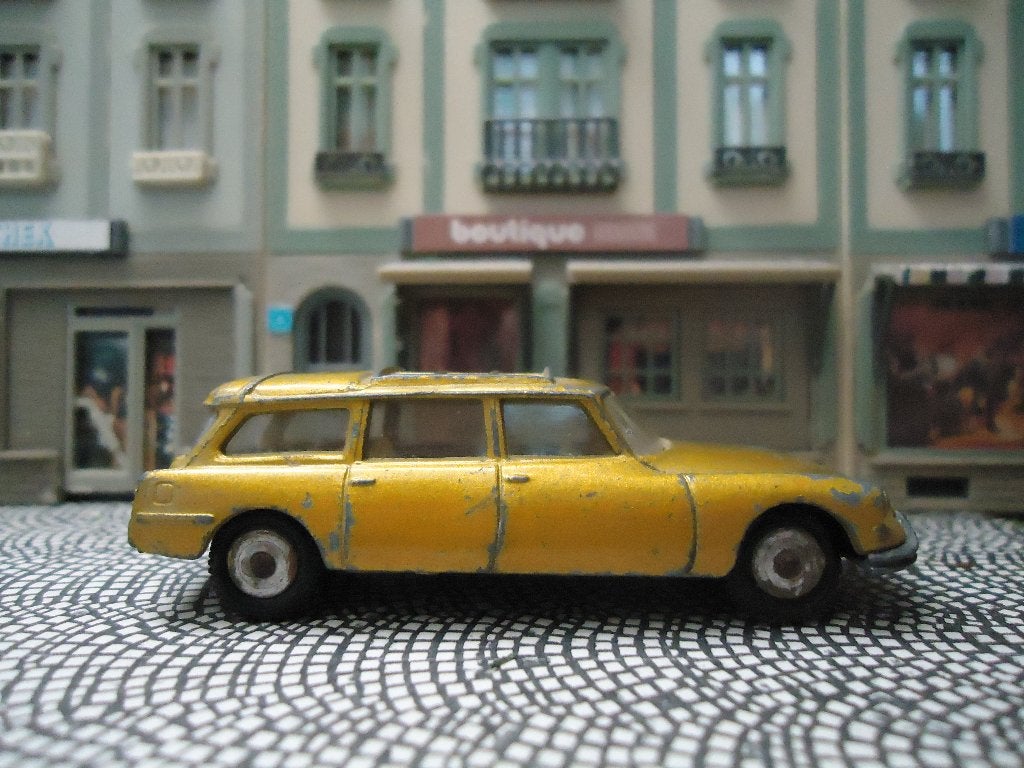 1:72 Citroën ID / DS Safari - Husky ( Corgi ) goudmetallic 1, Ophalen of Verzenden, Gebruikt, Auto
