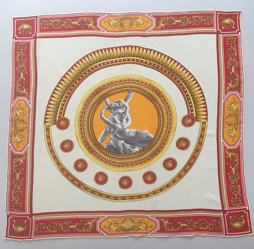 Versace zijde sjaal, Kleding | Dames, Verzenden, Zo goed als nieuw, Versace, Sjaal