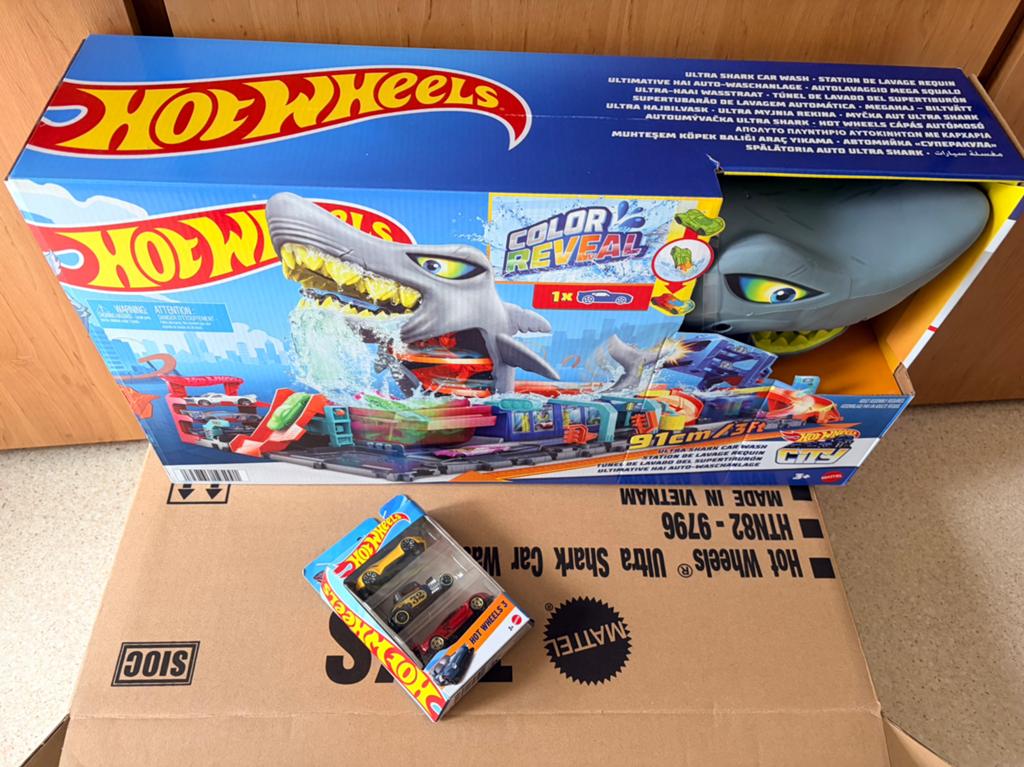 Hot Wheels ultra shark carwash met 3 extra auto’s nieuw, Kinderen en Baby's, Speelgoed | Speelgoedvoertuigen, Nieuw, Ophalen of Verzenden