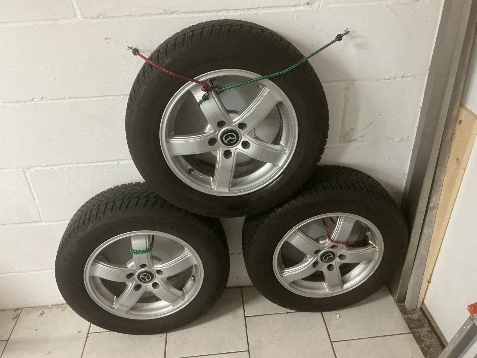 Fulda Winterbanden op Mazda Velgen - 215/60R16 99H, Auto-onderdelen, Banden en Velgen, Ophalen, 16 inch, Banden en Velgen, Winterbanden