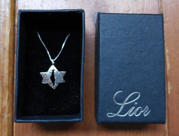 Ketting en broche Israël en vlinder, Ophalen of Verzenden, Zo goed als nieuw, Zilver, Overige materialen