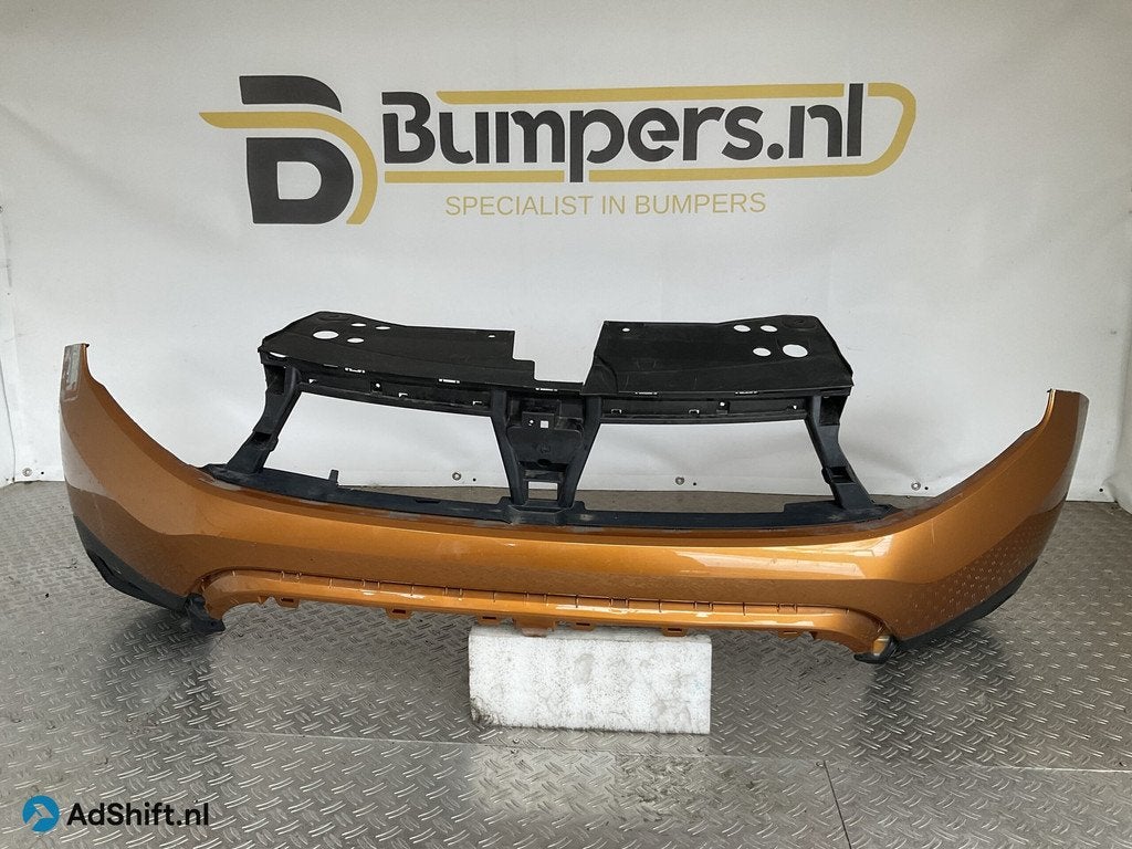 Bumper Dacia Duster 17-20 620221776R Voorbumper G3-15243z, Auto-onderdelen, Bumper