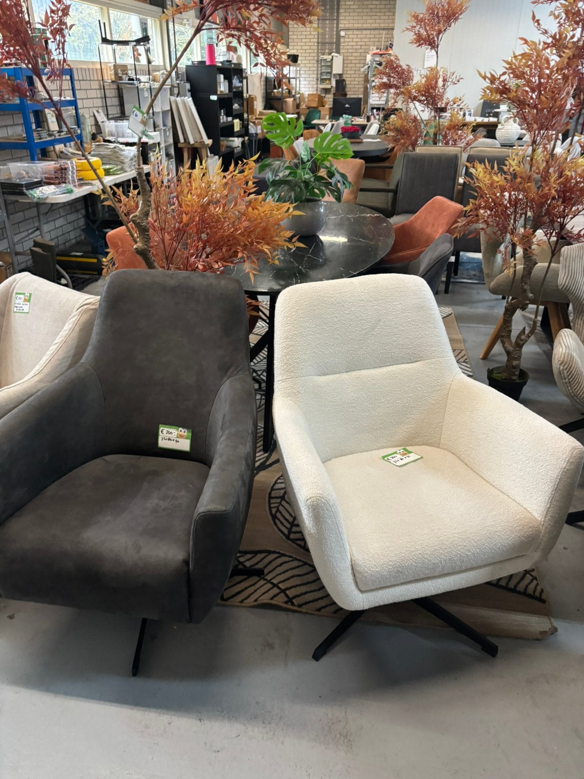 Nieuwe fauteuils bij Retourenloeren met 50 % korting, Huis en Inrichting, Ophalen, Minder dan 50 cm, Nieuw, Nb