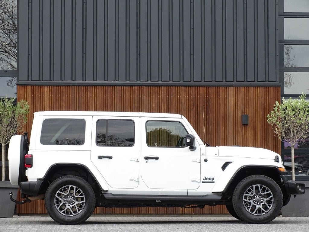Jeep Wrangler Unlimited Hybrid 380PK 4xe / 80th Anniversary, Automaat, 4 cilinders, Wit, Leder