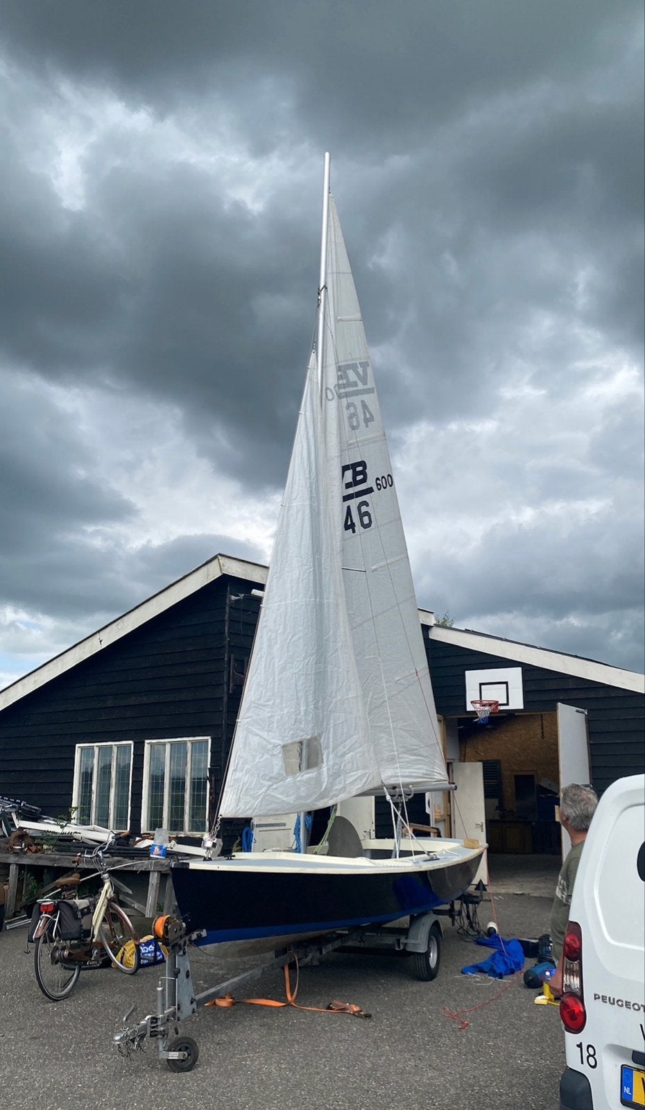 Volksboot 600 compleet te koop, Watersport en Boten, Open zeilboten, Gebruikt, Overige merken, Volksboot, Polyester, Grootzeil