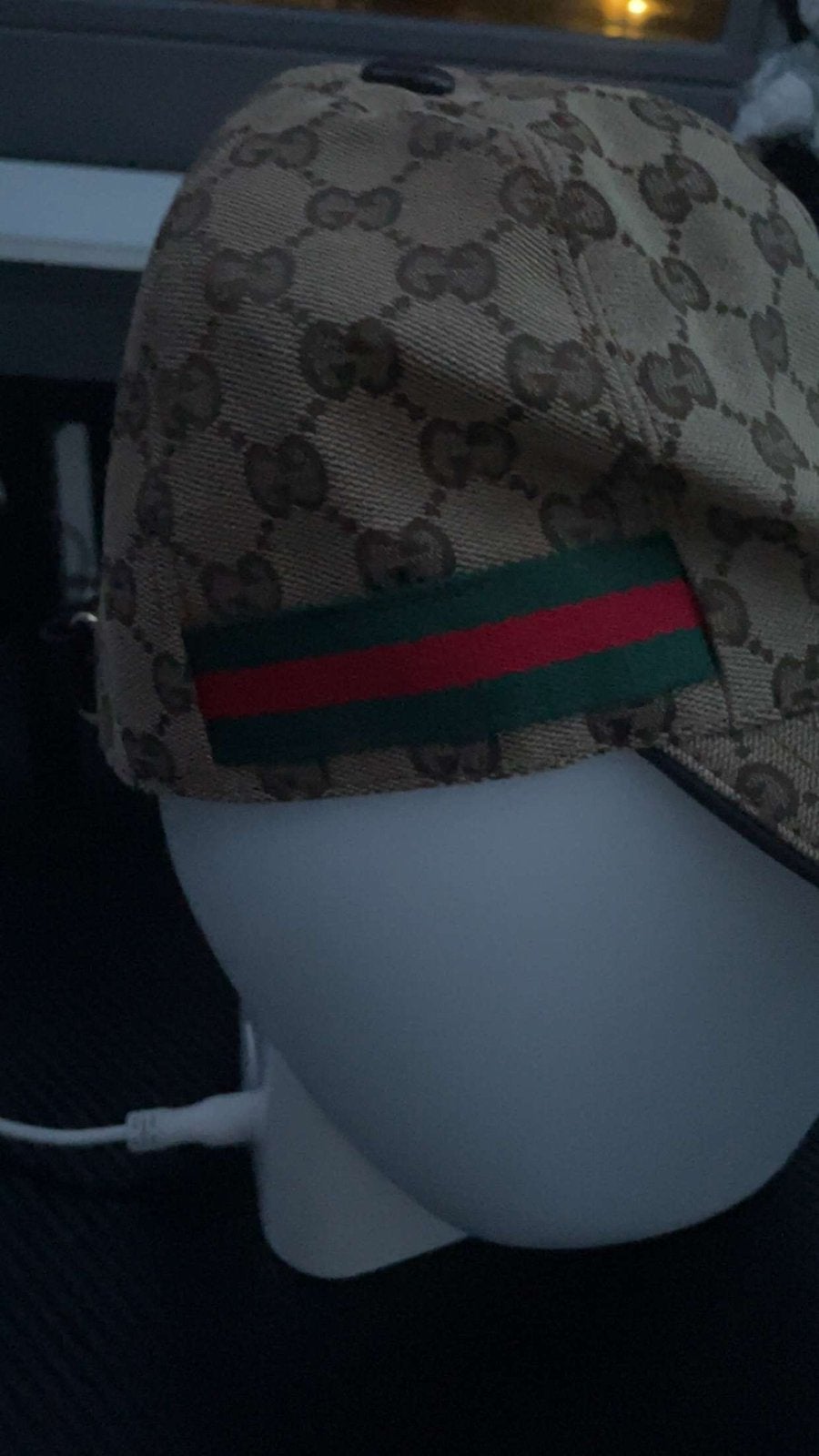 Gucci pet, Ophalen of Verzenden, Zo goed als nieuw, 57 cm (M, 7⅛ inch) of minder
