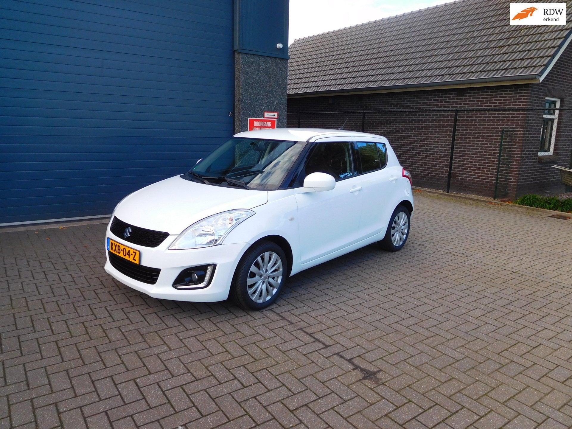 Suzuki SWIFT 1.2 Comfort, Auto's, Voorwielaandrijving, Stof, Gebruikt, 4 cilinders