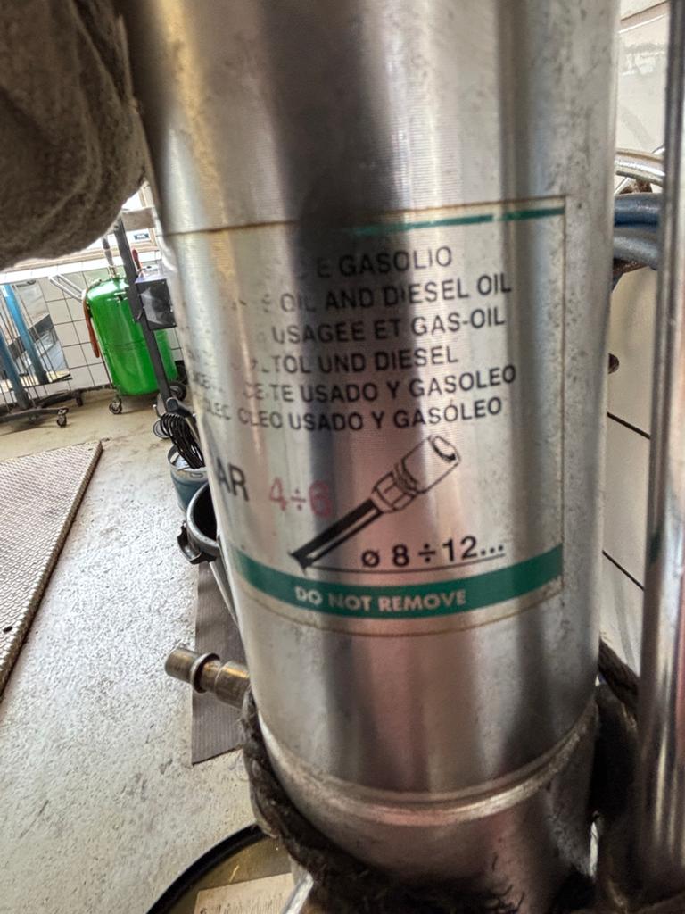 Olievat pomp 200 liter, Auto diversen, Autogereedschap, Ophalen, Gebruikt