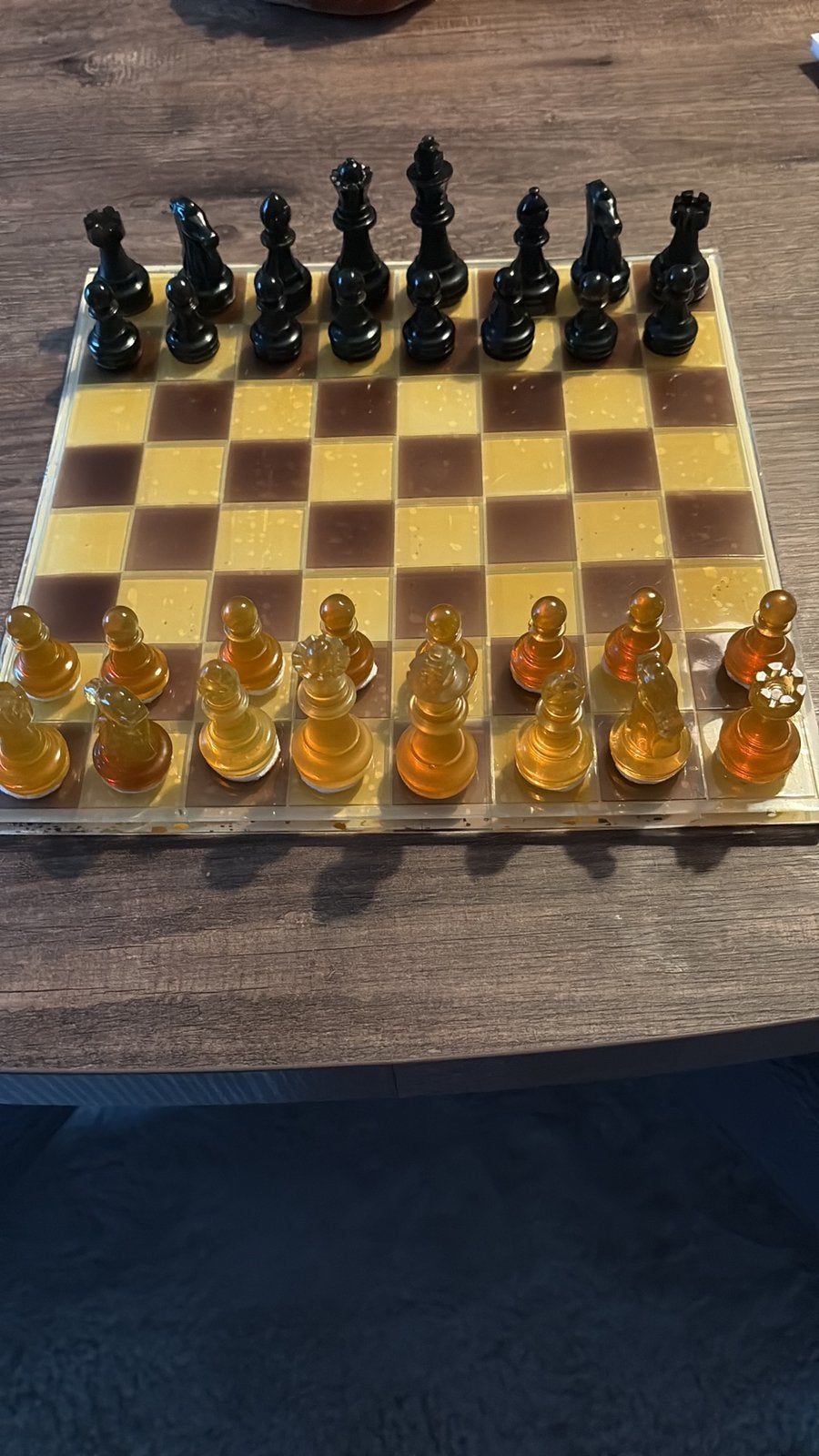Schaakspel van epoxy en vilt, Ophalen of Verzenden, Zo goed als nieuw