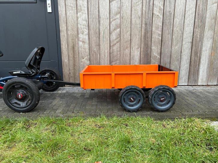 BERG Aanhanger /trailer / kar voor skelter - Oranje, Ophalen, Zo goed als nieuw, Berg, Met kar of aanhanger