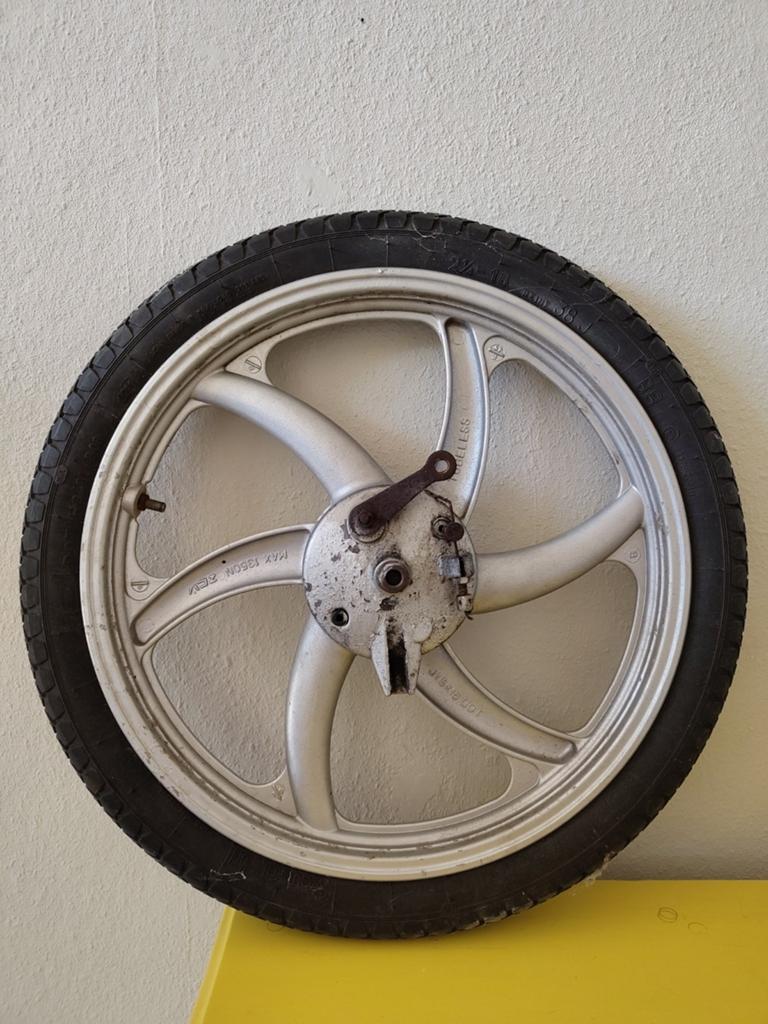 Tomos A35 Wiel met Velg en Remankerplaat - Gebruikt, Ophalen, Gebruikt, Overige typen
