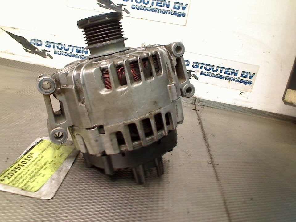 Dynamo Mercedes-Benz E (W212) (2009-01/2015-12) A0141541502, Auto-onderdelen, Gebruikt, Mercedes-Benz AG, Mercedes-Benz, Mercedesstraße 120, Stuttgart 70372, , Duitsland