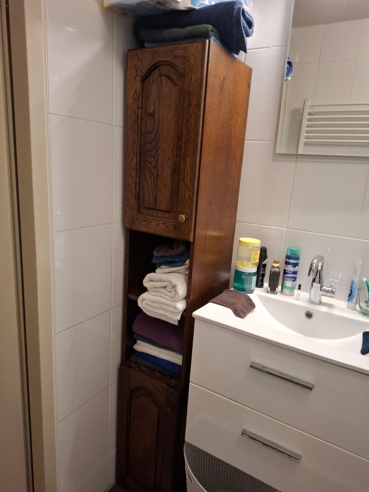 Houten badkamerkast - ideaal voor kleine ruimtes, Ophalen of Verzenden