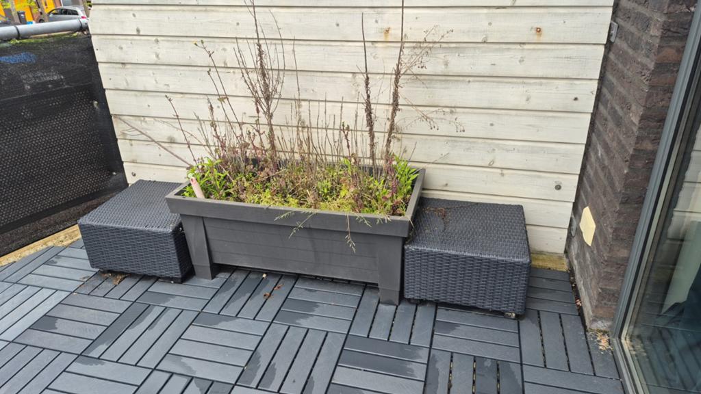 Grote grijze plantenbak, Tuin en Terras, Bloembakken en Plantenbakken, Ophalen, Kunststof, Gebruikt, 100 cm of meer