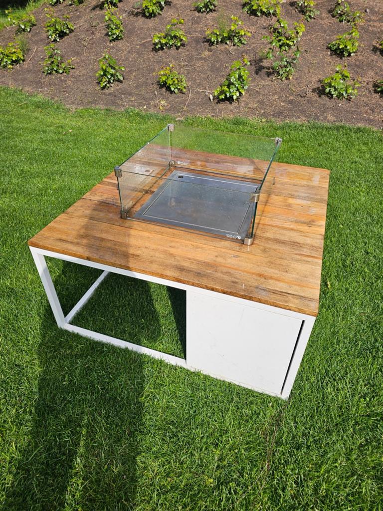 Cosi cosiloft vuurtafel, Tuin en Terras, Tuintafels, Ophalen, Zo goed als nieuw, Vierkant, Metaal