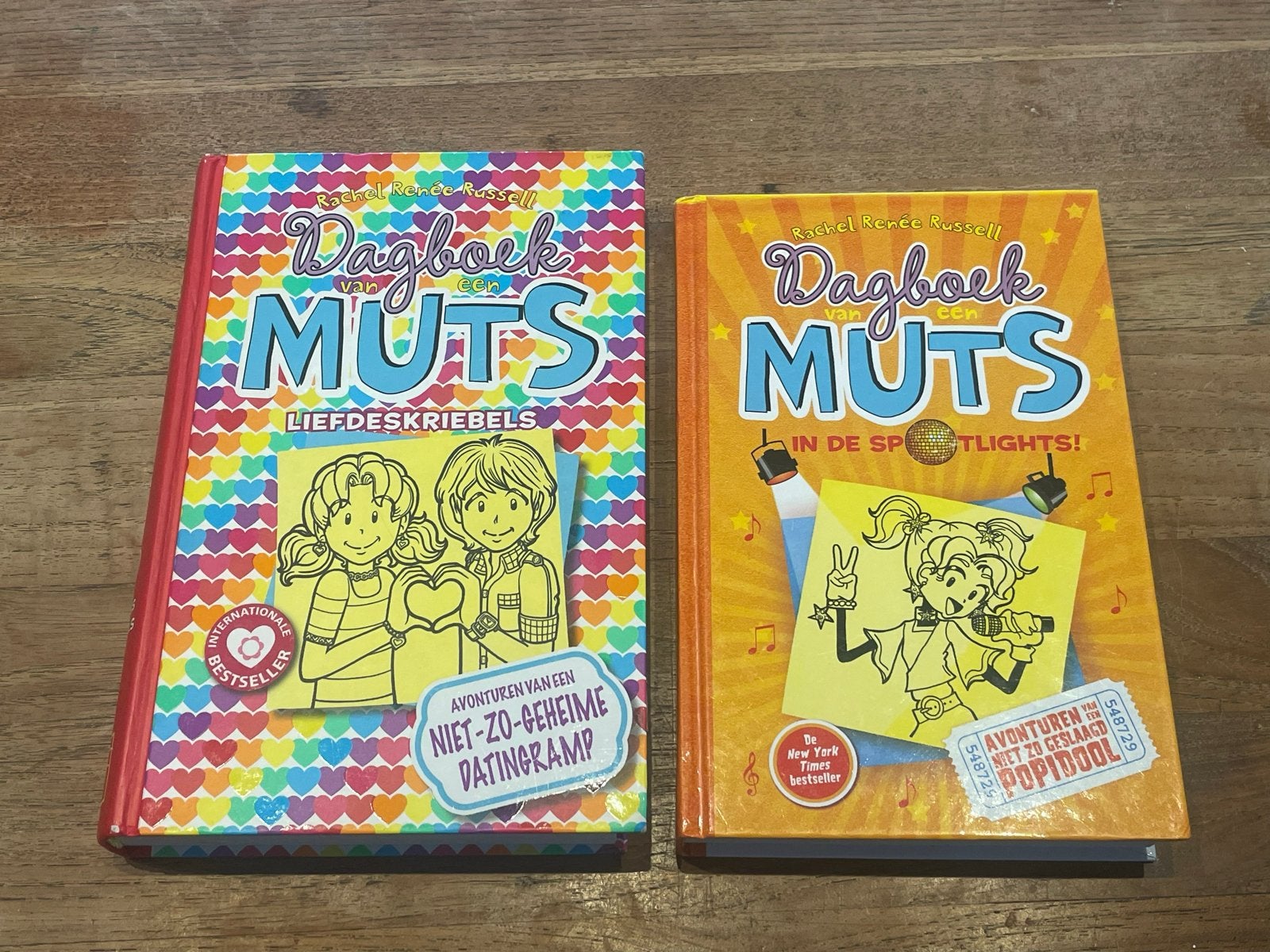 Dagboek van een Muts: Liefdeskriebels & In de Spotlights, Ophalen of Verzenden, Zo goed als nieuw, Fictie