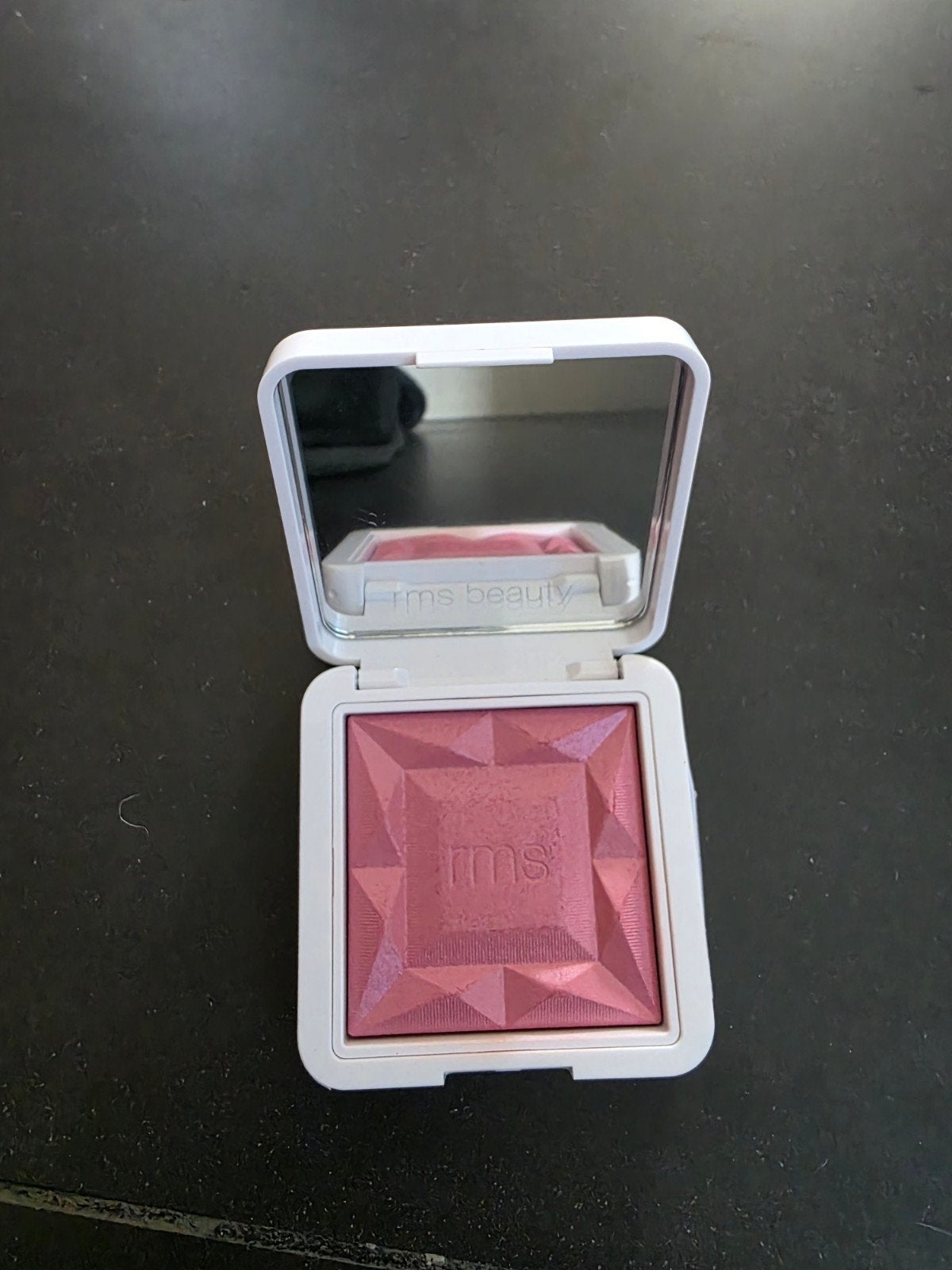 RMS Beauty ReDimension Hydra Powder Blush Bermuda Rose, Wangen, Ophalen of Verzenden, Zo goed als nieuw, Make-up
