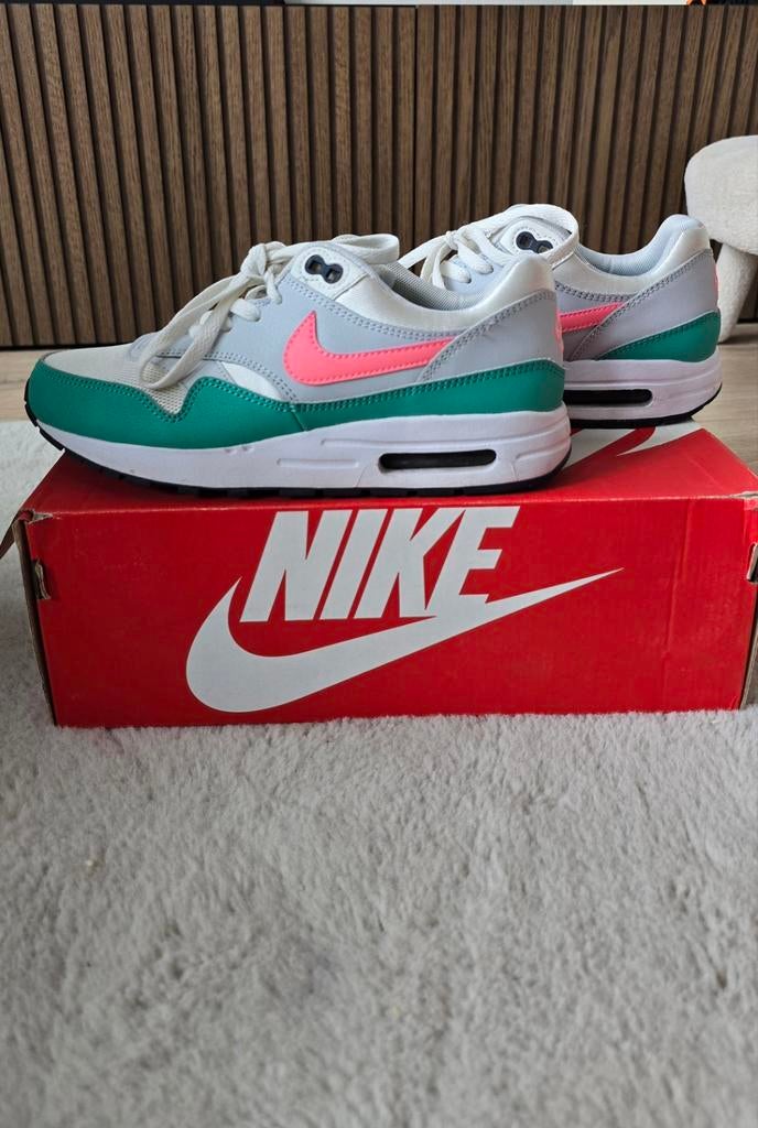 Nike Air Max 1 summit white / sunset pulse, Overige kleuren, Nike, Ophalen of Verzenden, Sneakers of Gympen