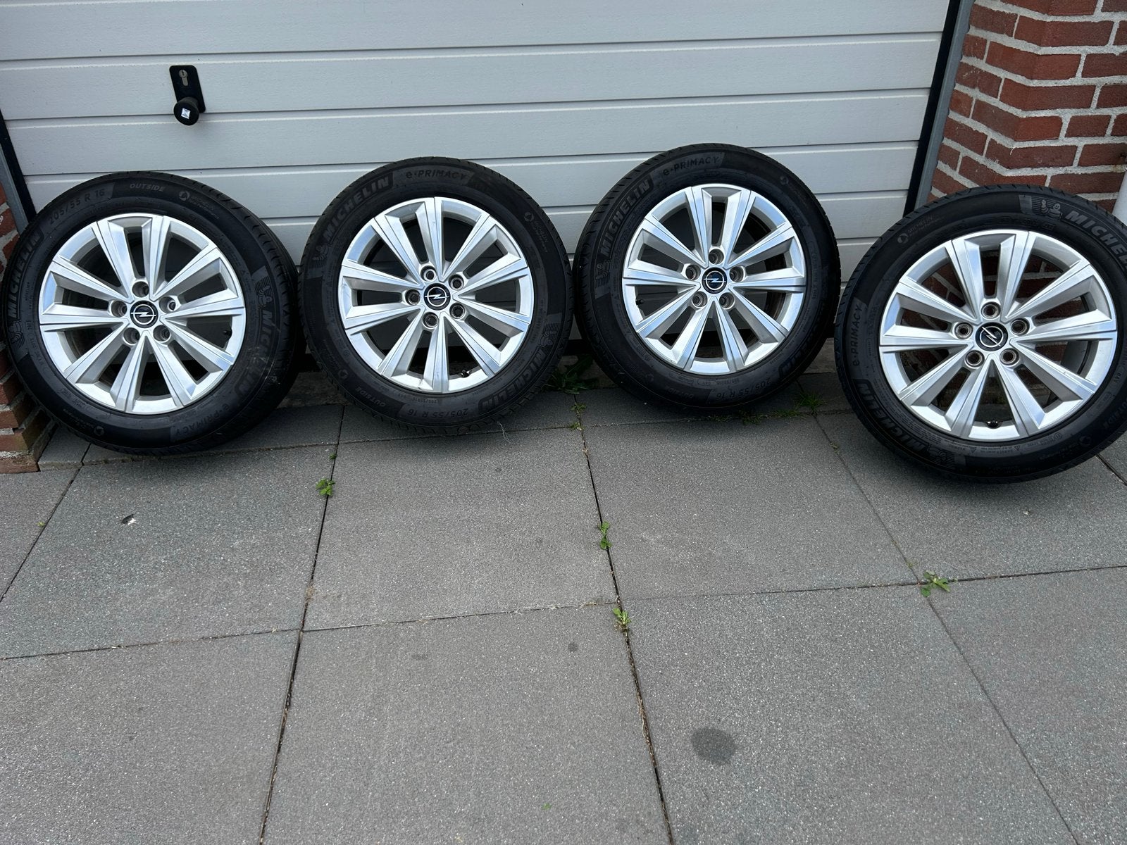 Opel astra velg + Michelin 205/55 R16 zomerbanden, Auto-onderdelen, Banden en Velgen, Ophalen, Gebruikt, 16 inch, Banden en Velgen