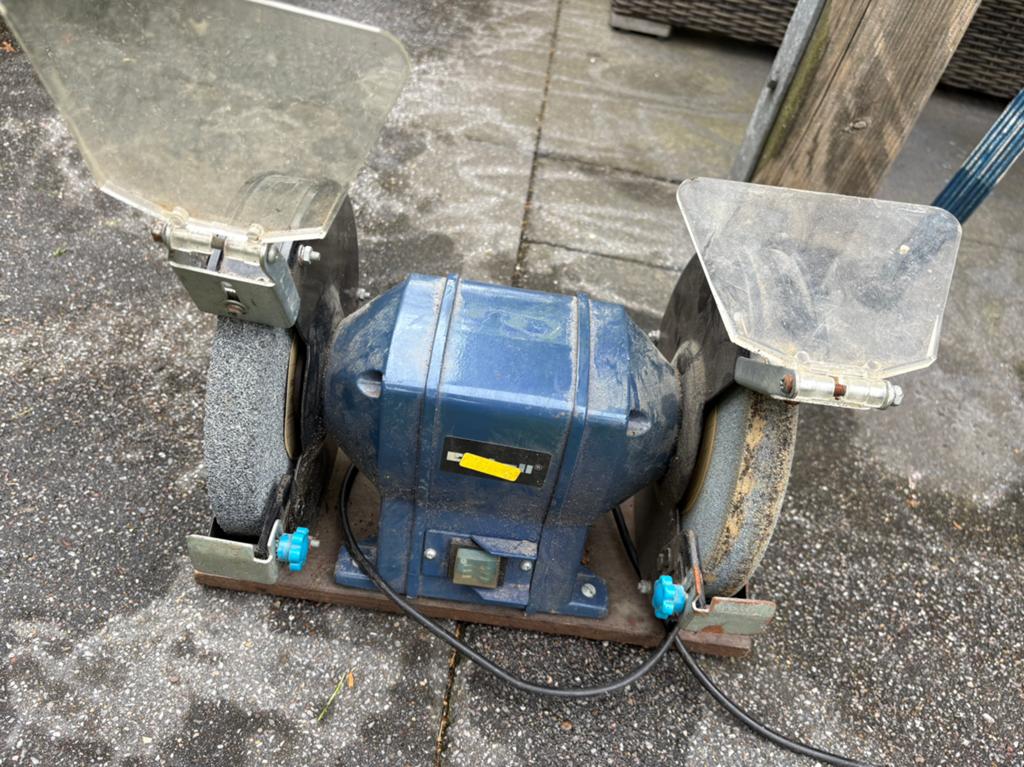 Slijpmachine (veel gereedschap zie andere advertenties), Ophalen of Verzenden, Minder dan 700 watt, Werkbankslijpmachine