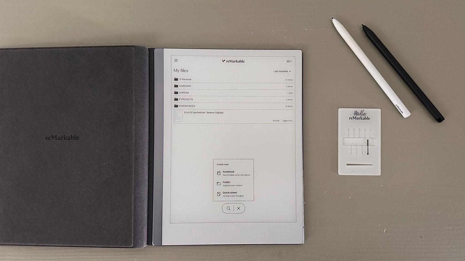 reMarkable 2 Paper Tablet met accessoires, Computers en Software, Ophalen of Verzenden, Zo goed als nieuw