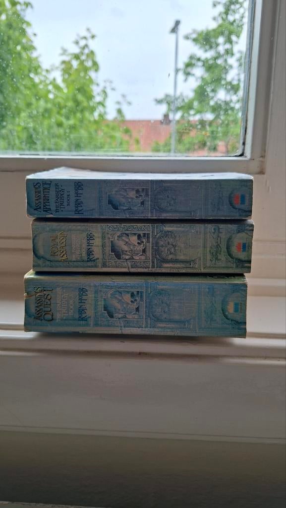 De Farseer Trilogie - Robin Hobb (3 boeken), Boeken, Ophalen of Verzenden, Gelezen, Robin Hobb