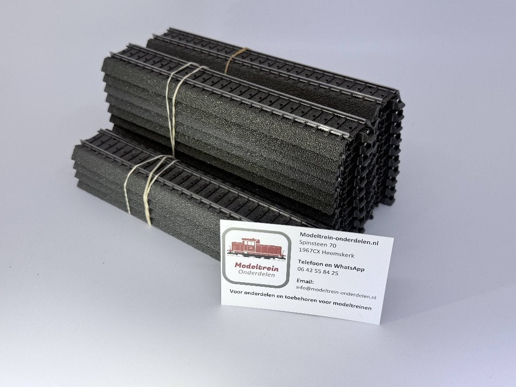 Marklin 24188 - Rechte rails (24 stuks), Hobby en Vrije tijd, Modeltreinen | H0, Wisselstroom, Marklin, Rails, Ophalen of Verzenden
