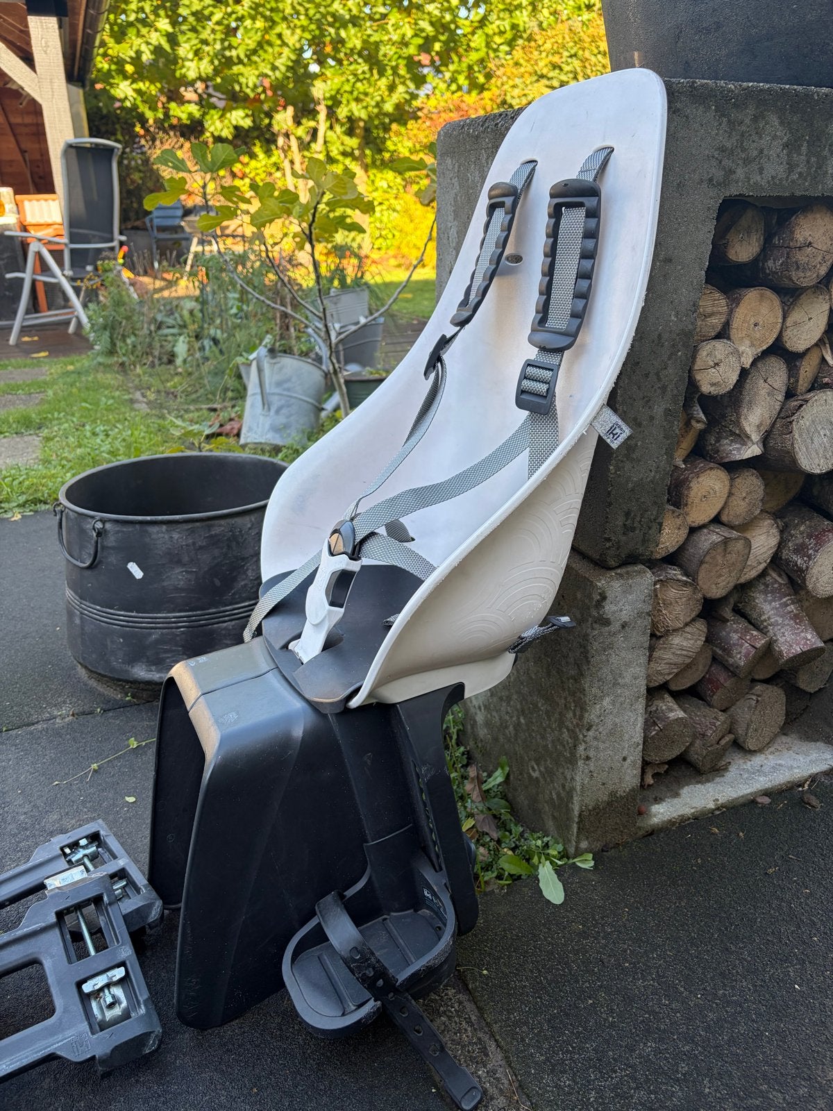 Urban Iki Achterzitje - Wit/Zwart, Ophalen, Achterzitje, 9 t/m 36 kg, Gebruikt