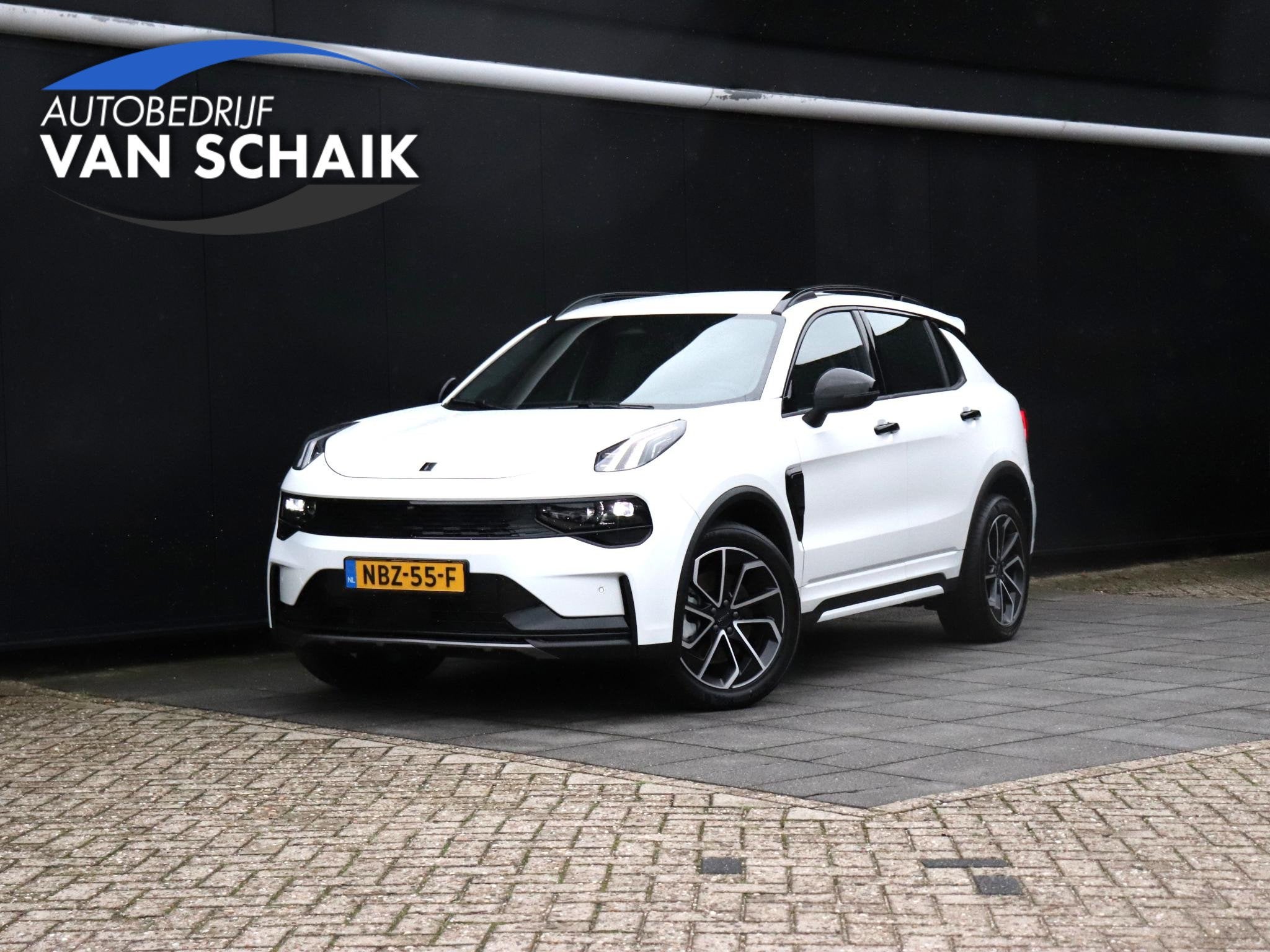 Lynk & Co 01 1.5 | NIEUW MODEL | CAMERA | STOELVERW. | NAVI, Auto's, Dealer onderhouden, Stof, Euro 6, 4 cilinders