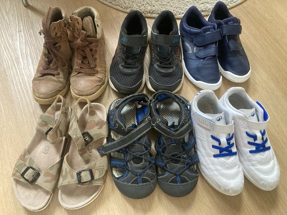 Gratis: 6 paar jongensschoenen maat 34, Ophalen, Gebruikt, Jongen of Meisje, Schoenen