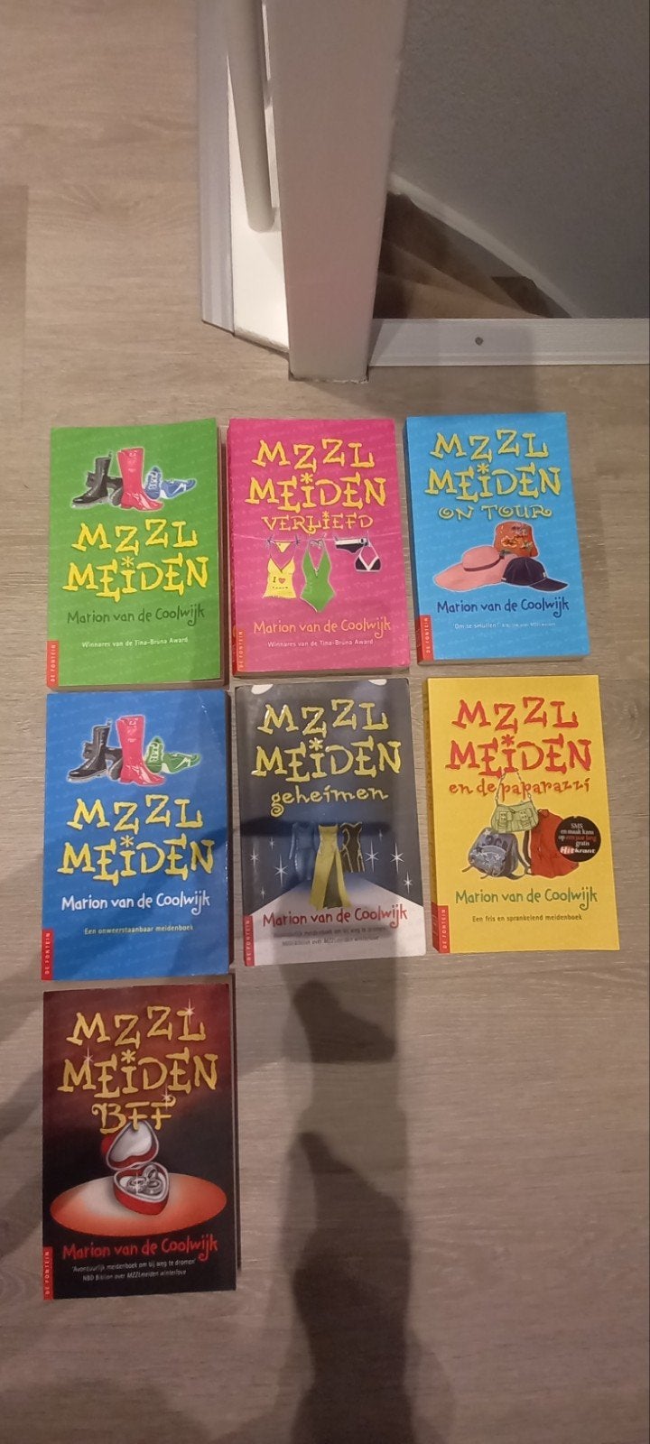 Mazzel Meiden/Mzzl Meiden - 7 delen, Ophalen of Verzenden, Gelezen, Marion van de Coolwijk, Fictie