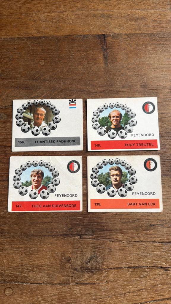 4 plaatjes uit de Monty Gum Eredivisie 1971 reeks, Verzamelen, Ophalen of Verzenden, Gebruikt, Feyenoord, Spelerskaart